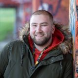 In der 5. Klasse hatte er bereits drei Strafanzeigen. „Ich musste viele Freunde gehen lassen, um einen anderen Weg einzuschlagen“, sagt Berat Ergüner.